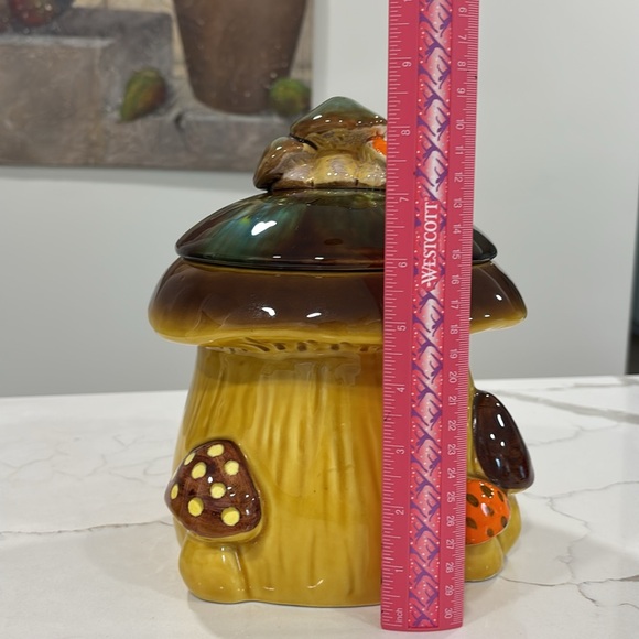 Napcoware Vintage Mushroom Cookie Jar Canister - Picture 16 of 16
